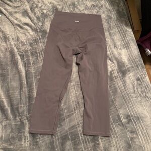 Musesonly capri leggings size S Purple/Gray/Brown tones